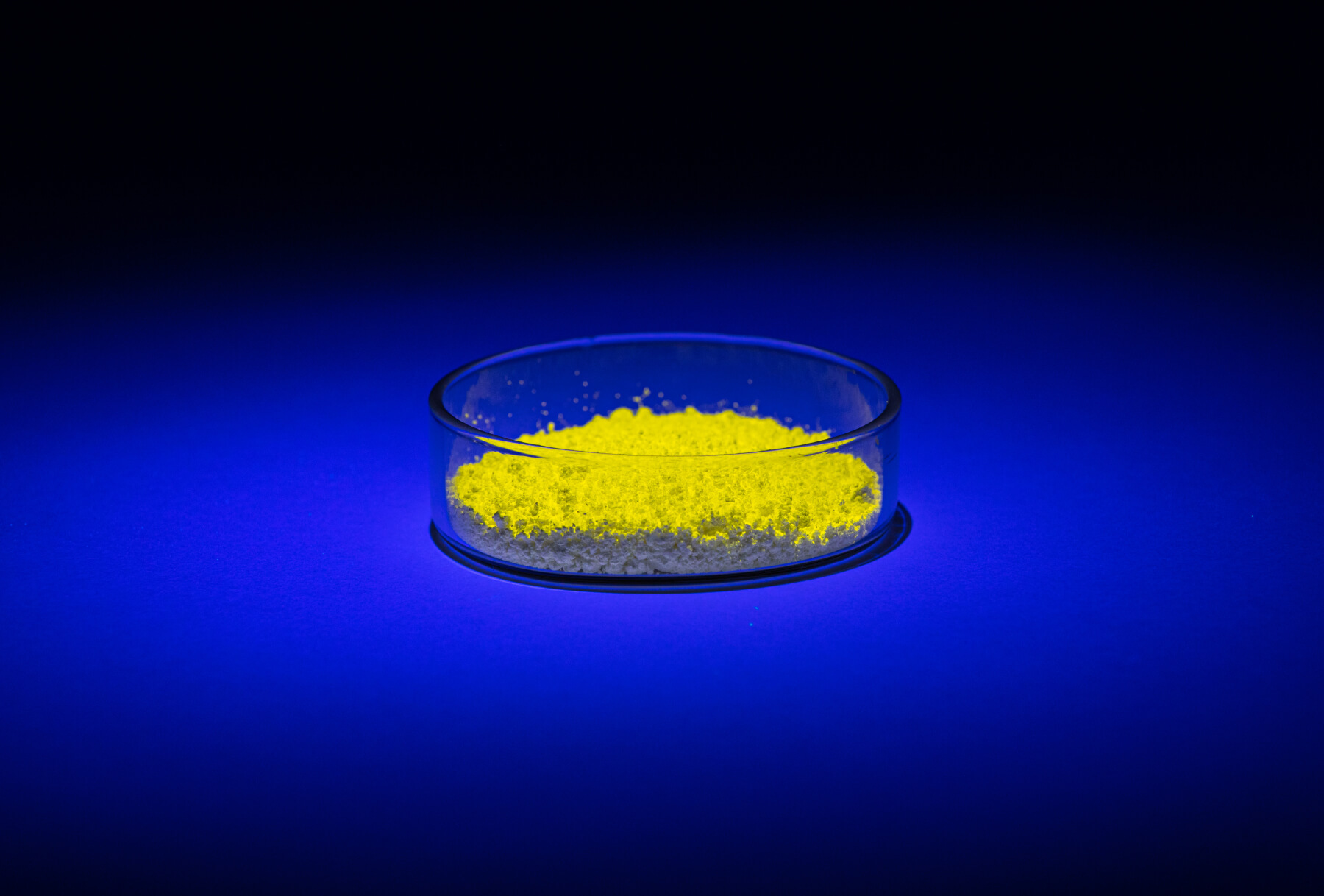 Yellow fluorescent powder under UV light
