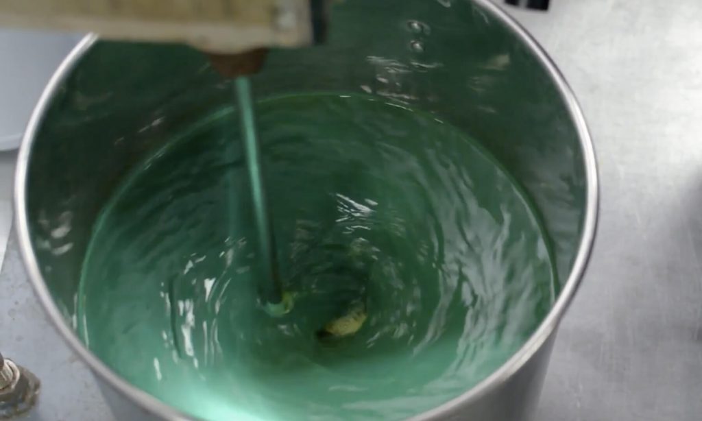 Mixing fluorescent ink