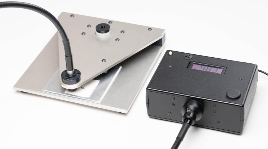 Fluorescence detection system from Angstrom Technologies Inc.